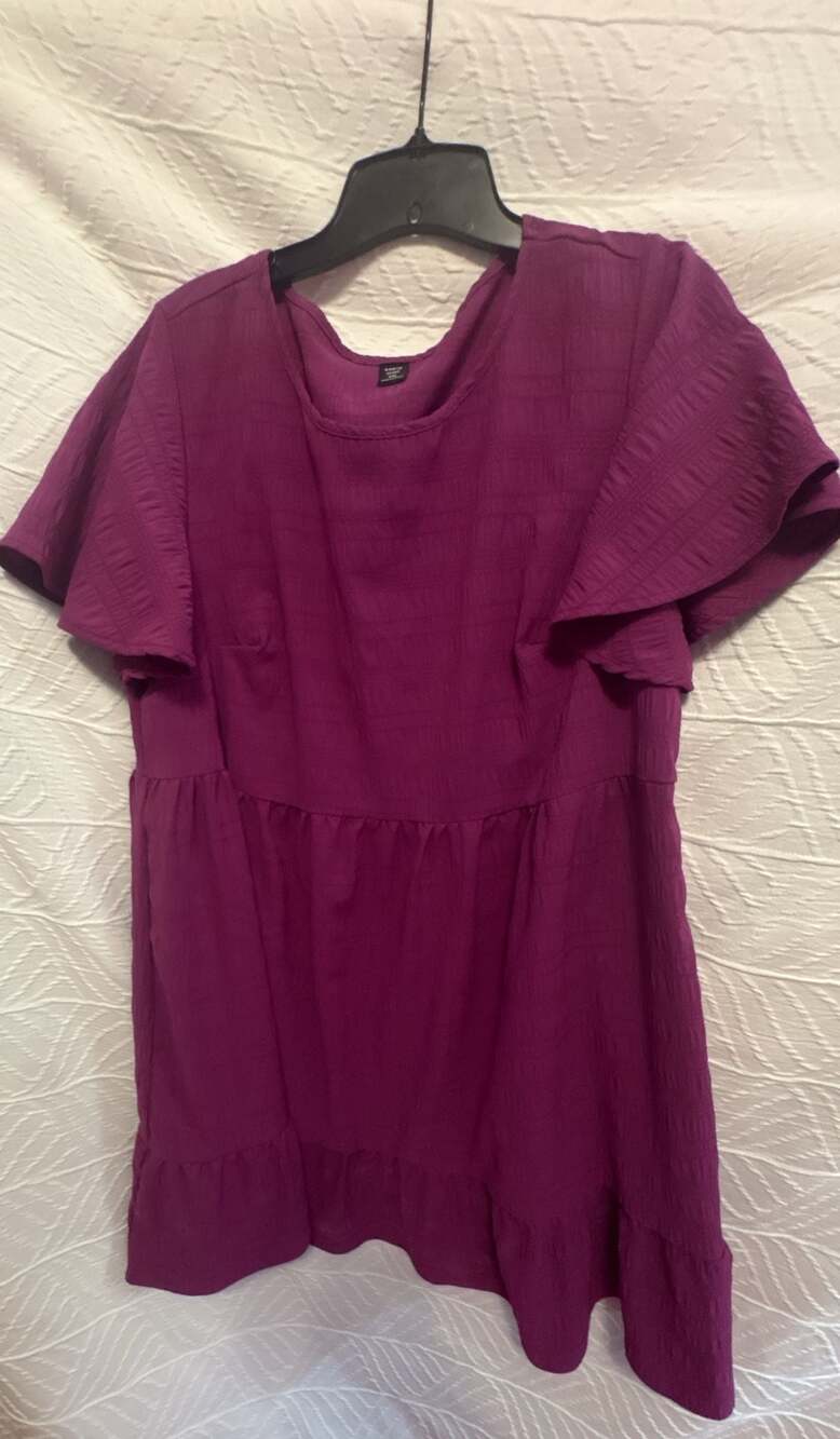 SHEIN Curve Plus Size Solid Purple Round Neck Ruffle Sleeve Tiered Casual Dress